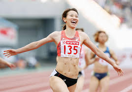When we commonly think of the sprint events, the 100 meter dash gets all the glory and the 400 meter dash gets all the respect. Fukushima Breaks 200 Meter National Record To Complete Sprint Double The Japan Times