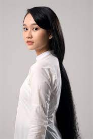 Mắt biếc là tiểu thuyết của nhà văn nguyễn nhật ánh trong loạt truyện viết về tình yêu thanh thiếu niên của tác giả này cùng với thằng quỷ nhỏ, cô gái đến từ hôm qua,. Ghim Tren Asylum