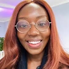 Caroline Oakley's Instagram, Twitter & Facebook