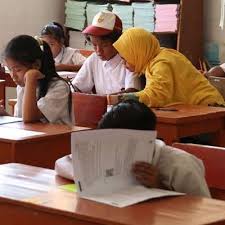 Inklusi dalam menangani siswa berkebutuhan khusus di sd inklusi. Portal Guru Berbagi Untuk Pembelajaran Online Kabar24 Bisnis Com