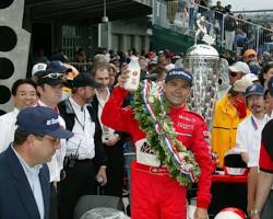 Image of Gil de Ferran CART champion 2001
