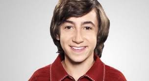 Veja sete provas de que o intérprete de Greg em 'Todo Mundo Odeia o Chris'  é brasileiro