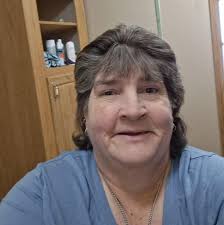 Hi my name is Lisa I'm a beginning addict . This makes my heart warm. ￼