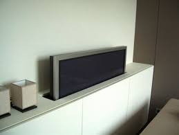 Voltage Elektrotechniek Projecten Meubels Sturen Met Domotica Verborgen Tv Thuisbioscoop Kamers En Tv Verbergen