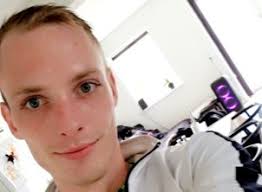 Alexander fanget på togtoilet i 50 minutter