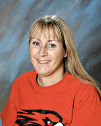 Everett School District spotlights retirees with 40+ years and rich school  histories