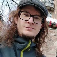 40+ profili według frazy „Roman”