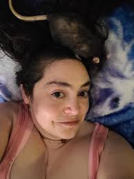 So I know shitty pic but this girl (the one that I didn't put to sleep,)  just groomed my ENTIRE face!!! Including my eyelids. I wish I could have  gotten all of