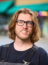 Erwin Mingo's Instagram, Twitter & Facebook