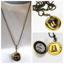 Acorn With Hidden Thimble Peter Pan And Wendy Kisses Second Etsy Peter Pan Jewelry Peter Pan How To Make Notes