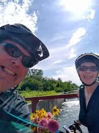 Gorgeous day along the Hennepin trail in Old Colona between Rt. 84 & I80.