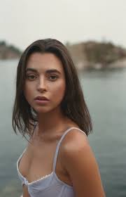 Styling — Jordanne-Leigh Oletic