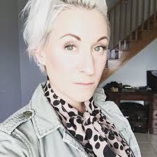 Amanda Wilkinson's Instagram, Twitter & Facebook