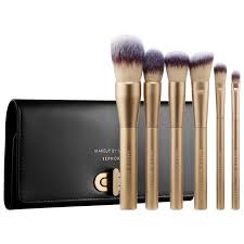 Le Makeup Artist De Kim Kardashian Lance Une Collection De Pinceaux A Maquillage Avec Sephora Pinceaux Maquillage Maquillage Maquillage Sephora