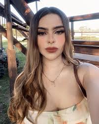 Melissa Puentes's Instagram, Twitter & Facebook