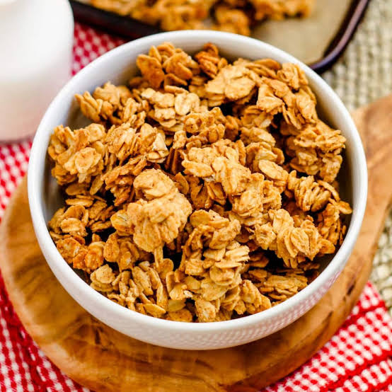 Fruit and Nut Granola