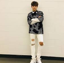 Woojin Kim Lee