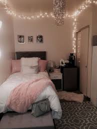 Honestly one of my biggest style inspos!!!! Tomboy Room Decorations