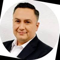 Hernan Meraz's Instagram, Twitter & Facebook