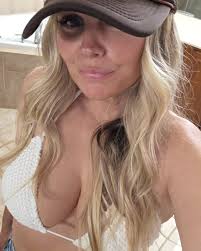 Love Zyia activewear #zyiaactivewear🌙 #zyialeggings #zyiaactive #zyia  #momlife #moms #thisis40ish