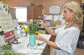 Flower delivery in lima is easy with daflores. Flower Loft Still Thriving 28 Years Later The Lima News