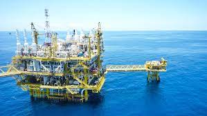 Petrolul si gazele naturale : Industria Gazelor Naturale Si A Petrolului Prominent