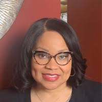 Stacey Diggs's Instagram, Twitter & Facebook