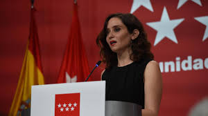 Ayuso admite que su relación con Génova "no es fácil" e insiste en convocar  primarias cuanto antes
