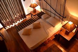 Ordered up some room service and when it arrived, answered naked. Raw Food Rushed Service And Cheating Manager Review Of Thotupola Lakeside Resort Moratuwa Sri Lanka Tripadvisor