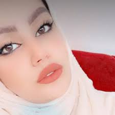 عيد ميلاد مجيد مني ومن خطيبتي.. نشالله تنعاد علينا والظروف تكون أحسن