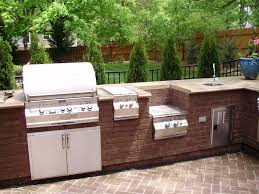 outdoor kitchen