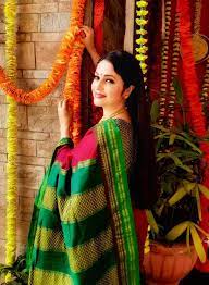 She is best known for her role as gauri in lagaan: Gracy Singh Facebook