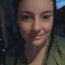 We need to find out who this person is it is the one who made comments  about Shara Michelle an her child , it's the same person . with the Orange  Thumb