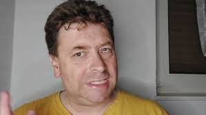 Kurt Flick's Instagram, Twitter & Facebook