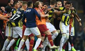 45' 2 minutes injury time given. Galatasaray Fenerbahce Point Fingers After Mass Brawl Egypttoday