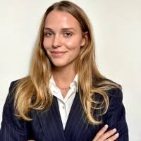 300+ "Penelope De" profiles