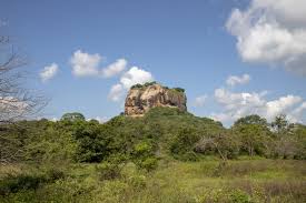 구체적인 날짜는 물론 심지어 목적지를 입력하지 않고도 시기리야 공항으로 가는 최저가 항공편을 찾을 수 있는 스카이스캐너는 가장 저렴한 가격으로. ìŠ¤ë¦¬ëž'ì¹´ì˜ ìƒì§• ì‹œê¸°ë¦¬ì•¼ ê³µì¤' ì •ì› 1 3