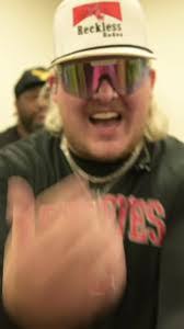 Cody Ash's Instagram, Twitter & Facebook