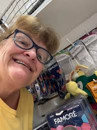 Chicks and bunnies ... at Under the Nose!