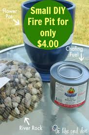 (you will love to see these:a 10 must have grand resort patio furniture set under $1000) here, we have some gorgeous diy small round patio with fire pit ideas that will definitely inspire you to build one in your own home. How To Make Your Own Small Fire Pit Small Fire Pit Diy Patio Diy Fire Pit
