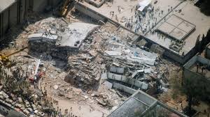 De acuerdo con la información del cires, el sismo del el cires recupera la historia del temblor del 85 en una breve reseña que documenta la. 1985 Mexico City In Chaos As Buildings Fall Death Toll Heavy Los Angeles Times