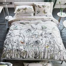 La housse de couette de votre enfant se trouve forcément parmi notre offre de plus de 70 modèles ! Parure De Lit Satin Papillions Birch Designers Guild Linge De Lit Camif Iziva Com Parure De Lit Linge De Lit Designers Guild
