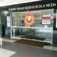 Hidroponik merupakan teknik menanam tumbuhan tanpa menggunakan tanah, melainkan menjadikan air sebagai media tanamnya. Pejabat Daerah Tanah Kuala Muda Sungai Petani Kedah