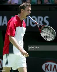 Sono le federe della linea keep me dream e sono disponibili anche sul catalogo premi conad mi premio 2020. Marat Safin Reacts To Loosing Second Set To Todd Martin In His 7 5 Marat Safin Tennis Funny Sports Pictures