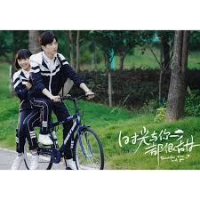 64 lượt thich 0 binh luận dramalover0116 tren instagram 時光與你都很甜 同名小說改編 是部青春校園劇 呂小雨太可愛了 她演的女主林星辰倒楣事蠻多的 但她依然很樂觀又善良 diễn vien hinh ảnh phim truyền hinh