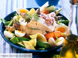 Recette Grand Aioli Marseillais Ingredients 6 Personnes 6 Paves De Saumon 300 G De Bigorneaux 200 G De Bulots Dec Aioli Recettes De Cuisine Recette