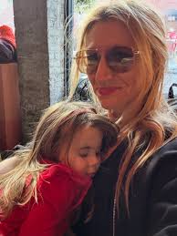 Amanda: Raising Imagination (@raisingimagination) · New York, NY