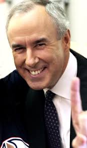 Known for his quick wit and encyclopedic hockey knowledge, maclean reaches millions of homes across the country on hockey night in canada and hometown hockey. Ron Maclean Wikipedia