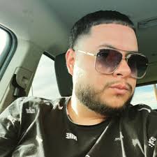 Stream Julian Reyes music