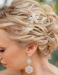 Le top des meilleures coiffure pour mariage, cheveux courts, chignon, cheveux longs. Coiffure Mariage Cheveux Courts Boucles Coiffures De Mariage Boucles Cheveux Mariage Cheveux Boucles Coiffure Mariage Cheveux Courts Coiffure Mariee